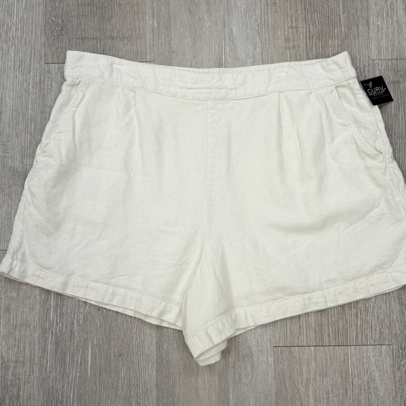 Abercrombie & Fitch White Linen Shorts - Size XL - Picture 3 of 5